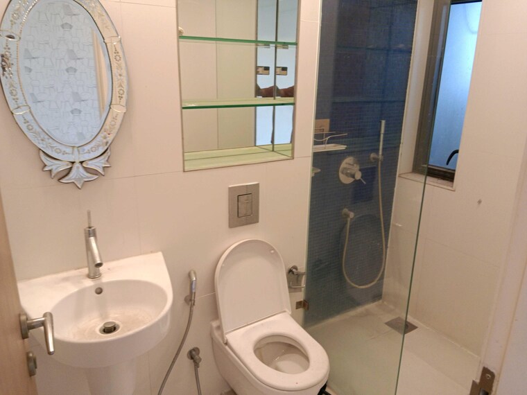 Bathroom, lower parel 4 Bedroom 2670 Sq.Ft. Apartment In Lower Parel Mumbai 9712453