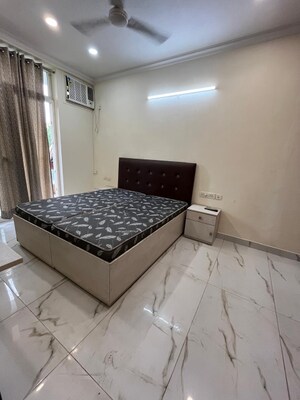 Bedroom in 1 RK Builder Floor at Sector 44 – for Rent