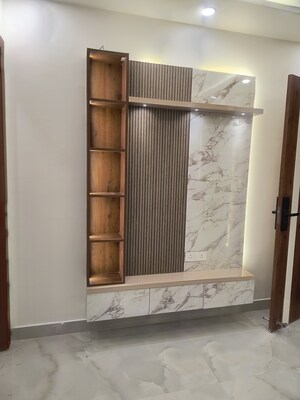 Furnished Amenities in 4 BHK Builder Floor at Dwarka Mor – for Sale