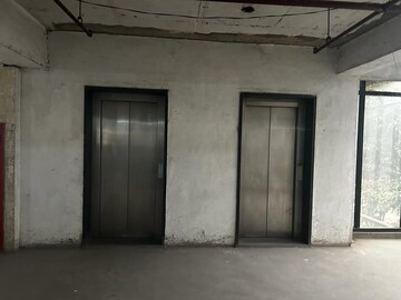 Room in  Office Space at Sector 63 – for Sale