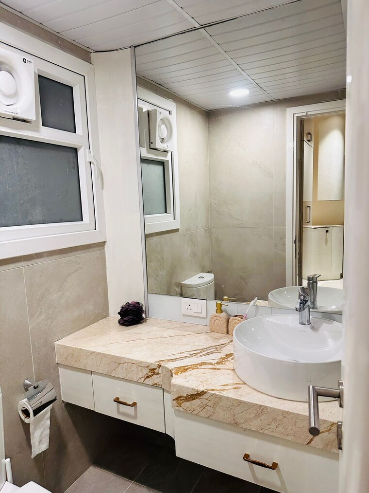 Bathroom, prestige-beverly-hills 3 Bedroom 1796 Sq.Ft. Apartment In Kokapet Hyderabad 9712482