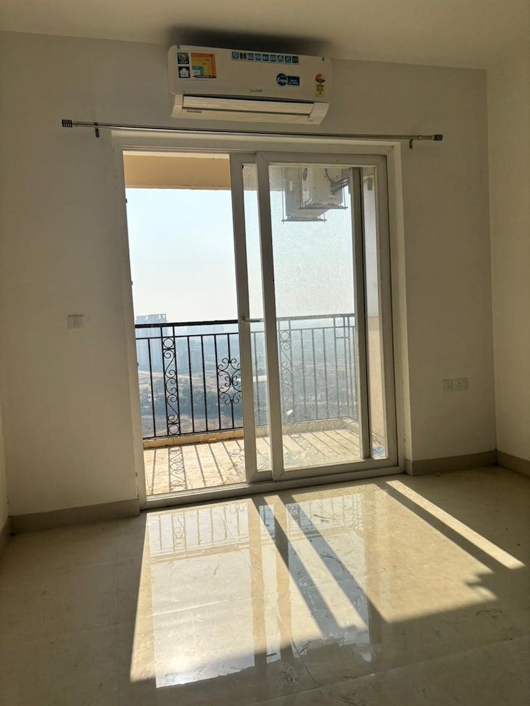 Room, sector 89a 3 Bedroom 1750 Sq.Ft. Apartment In Sector 89a Gurgaon 9712518