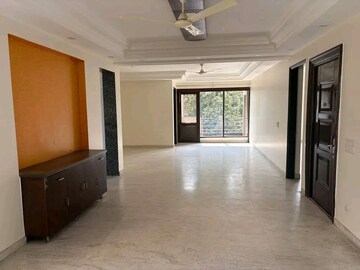 Room in 4 BHK Builder Floor at Chattarpur – for Rent