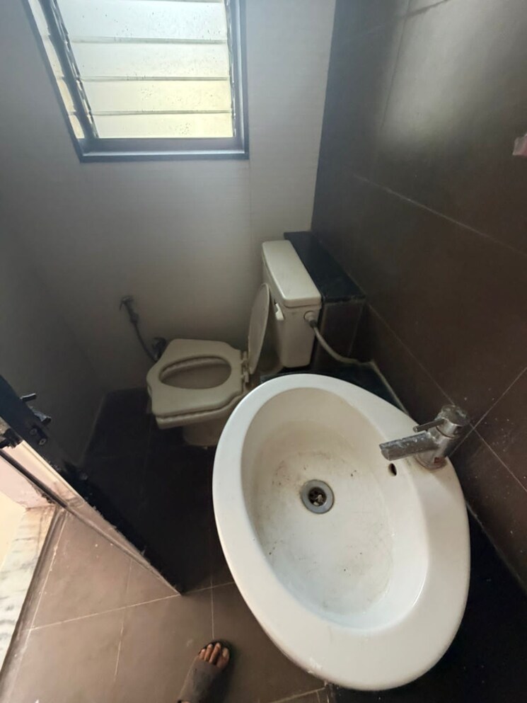 Bathroom, evershine-tower 2 Bedroom 985 Sq.Ft. Apartment In Kandivali East Mumbai 9712528