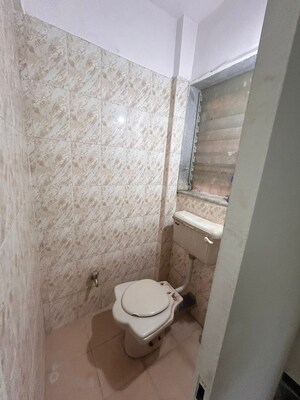 Bathroom in 2 BHK Apartment at Evershine Tower, Kandivali East – for Rent