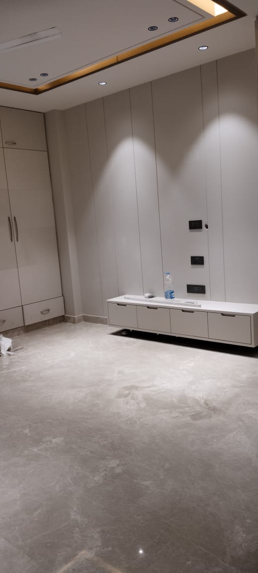 3 BHK + Pooja Room,Servant Room Builder Floor For Sale in Safdarjung Enclave