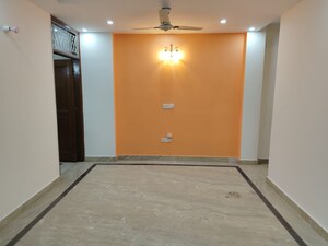 Room in 3 BHK Builder Floor at New Friends Colony – for Rent