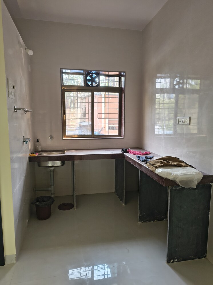 Living Room, kurla east 1 Bedroom 300 Sq.Ft. Apartment In Kurla East Mumbai 9712592