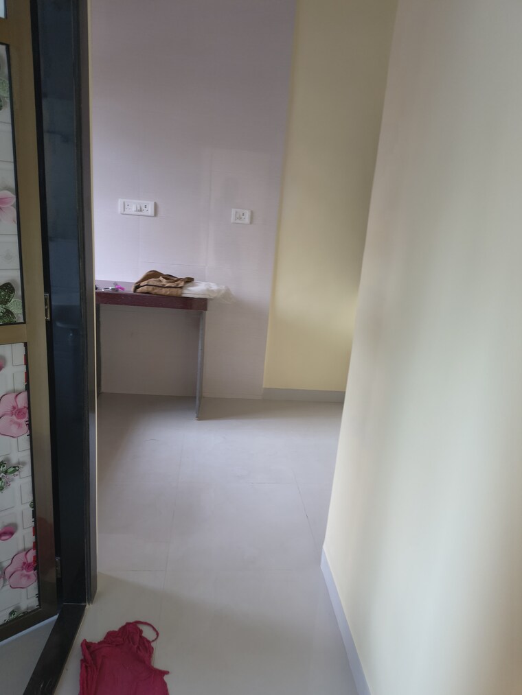 undefined, kurla east 1 Bedroom 300 Sq.Ft. Apartment In Kurla East Mumbai 9712592