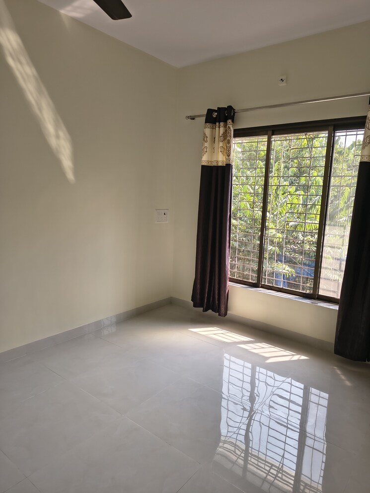 Balcony, kurla east 1 Bedroom 300 Sq.Ft. Apartment In Kurla East Mumbai 9712592