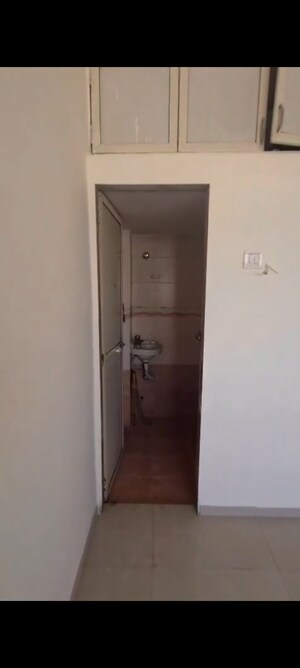 Furnished Amenities in 2 BHK Apartment at Rashmi Hetal, Mira Road – for Sale