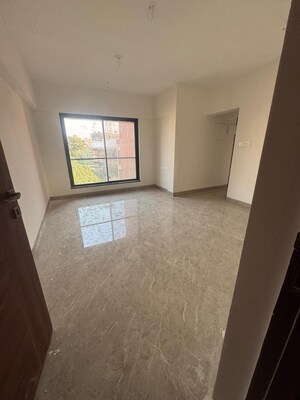 Room in 2 BHK Apartment at Goghari Mansion CHS, Santacruz West – for Rent