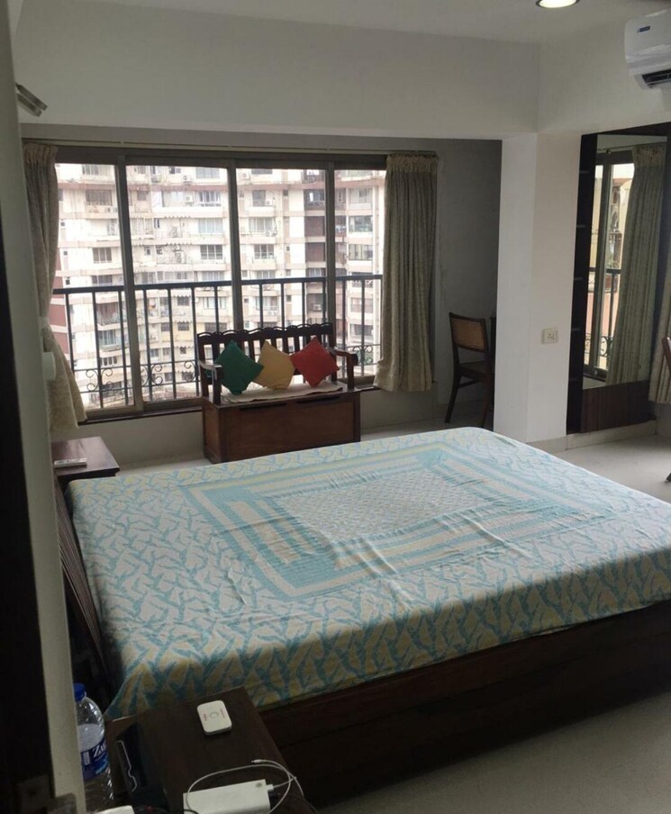 Bedroom, rustomjee-crown-phase-2 4 Bedroom 1881 Sq.Ft. Apartment In Prabhadevi Mumbai 9712612