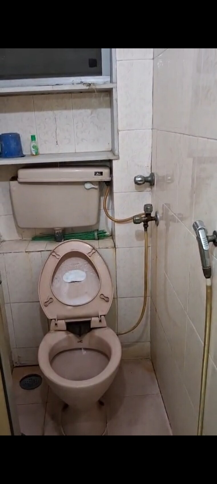 Bathroom, kurla east 2 Bedroom 800 Sq.Ft. Apartment In Kurla East Mumbai 9712629