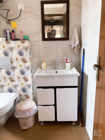 Bathroom in 3 BHK Builder Floor at Kohli One Malibu Town, Sector 47 – for Rent