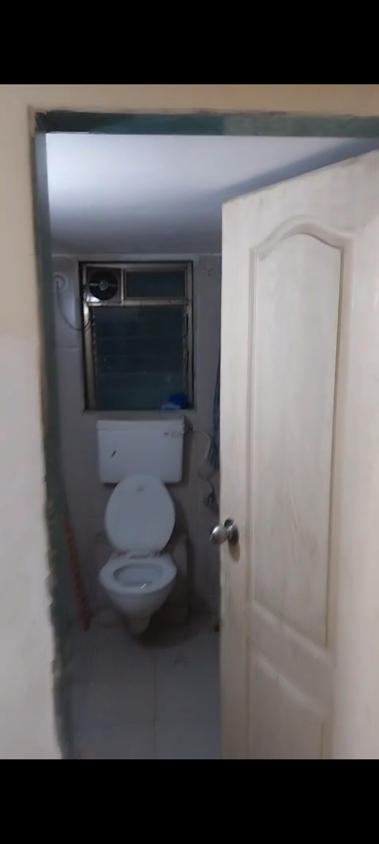 Bathroom, kurla east 2 Bedroom 565 Sq.Ft. Apartment In Kurla East Mumbai 9712644