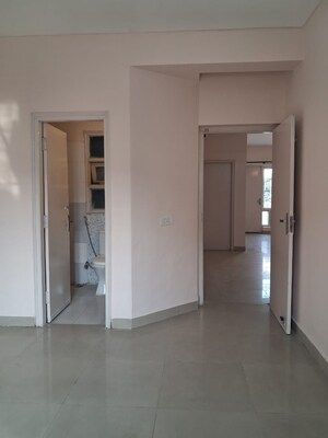 Building Lobby in 3 BHK Builder Floor at Unitech South City II, Sector 50 – for Rent