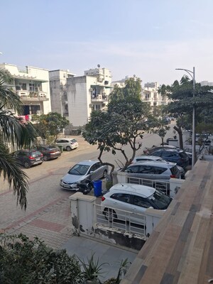 3 BHK Builder Floor – Exterior View View at Unitech South City II, Sector 50 - for Rent