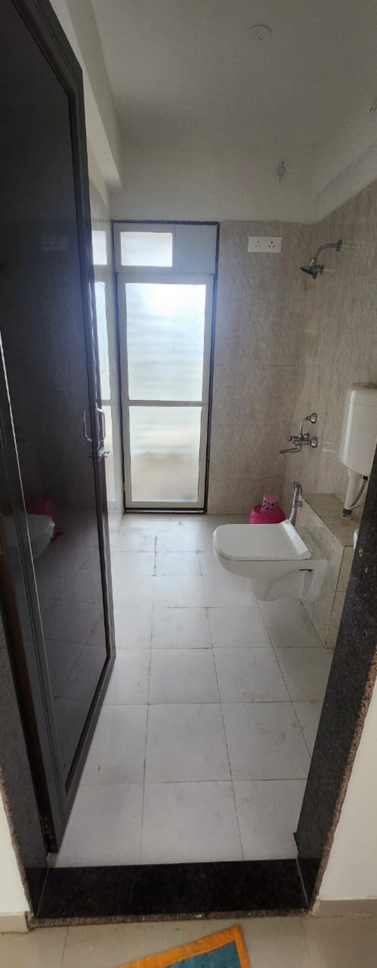 Bathroom, rustomjee-athena 2 Bedroom 890 Sq.Ft. Apartment In Majiwada Thane 9712658