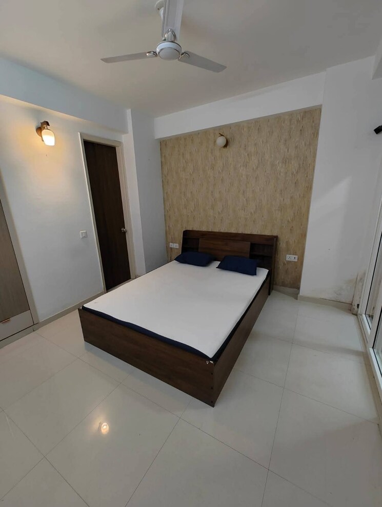 Master Bedroom, gaur-city-1st-avenue 3 Bedroom 1360 Sq.Ft. Apartment In Sector 4 Greater Noida Greater Noida 9712669