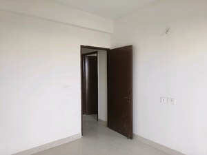 2 BHK Apartment For Sale in Signature Global Proxima, Sector 89