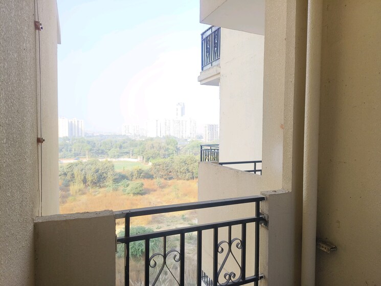 Room, signature-global-proxima 2 Bedroom 674 Sq.Ft. Apartment In Sector 89 Gurgaon 9712679