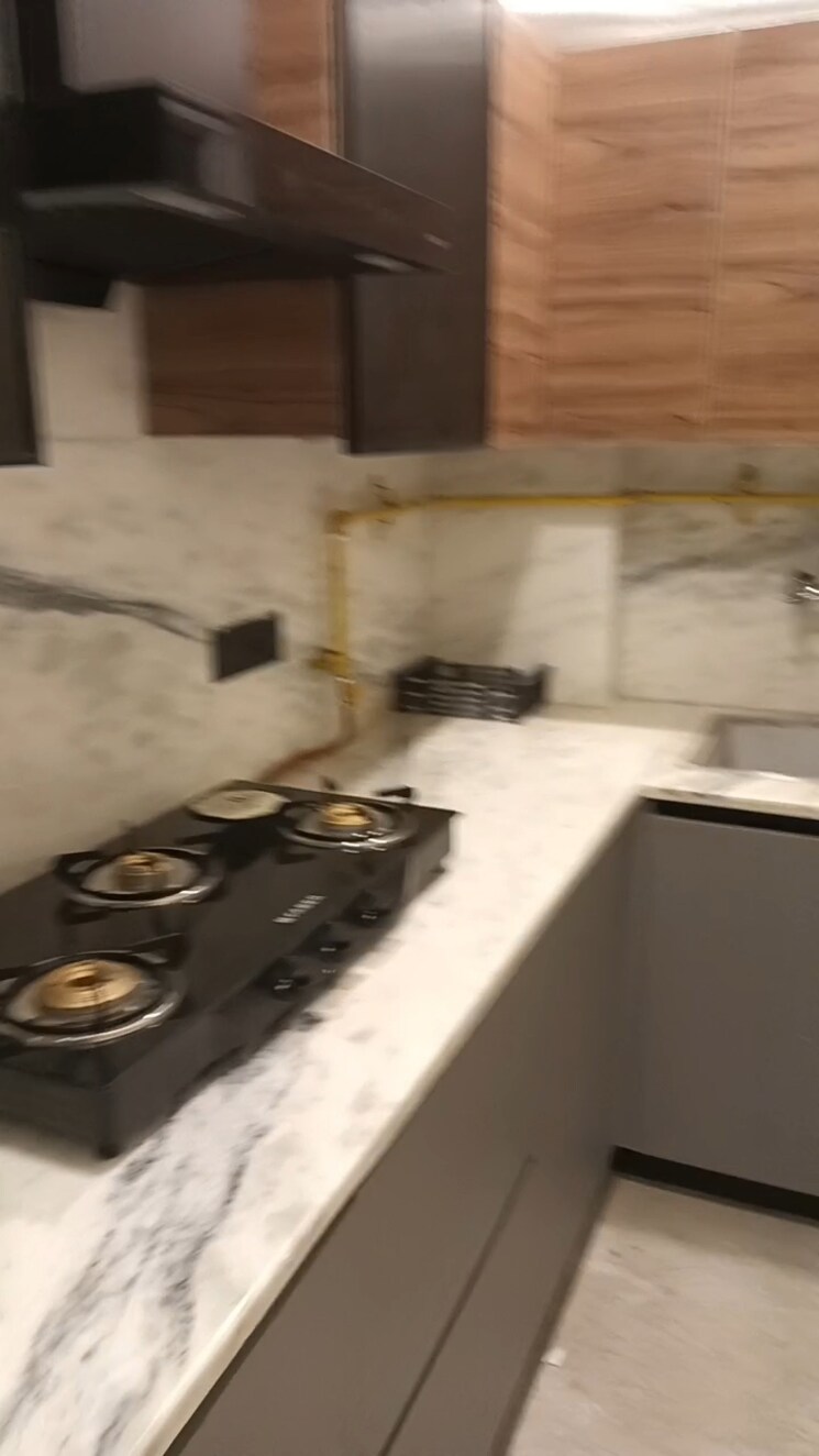 Kitchen, lajpat nagar i 2 Bedroom 900 Sq.Ft. Builder Floor In Lajpat Nagar I Delhi 9712685