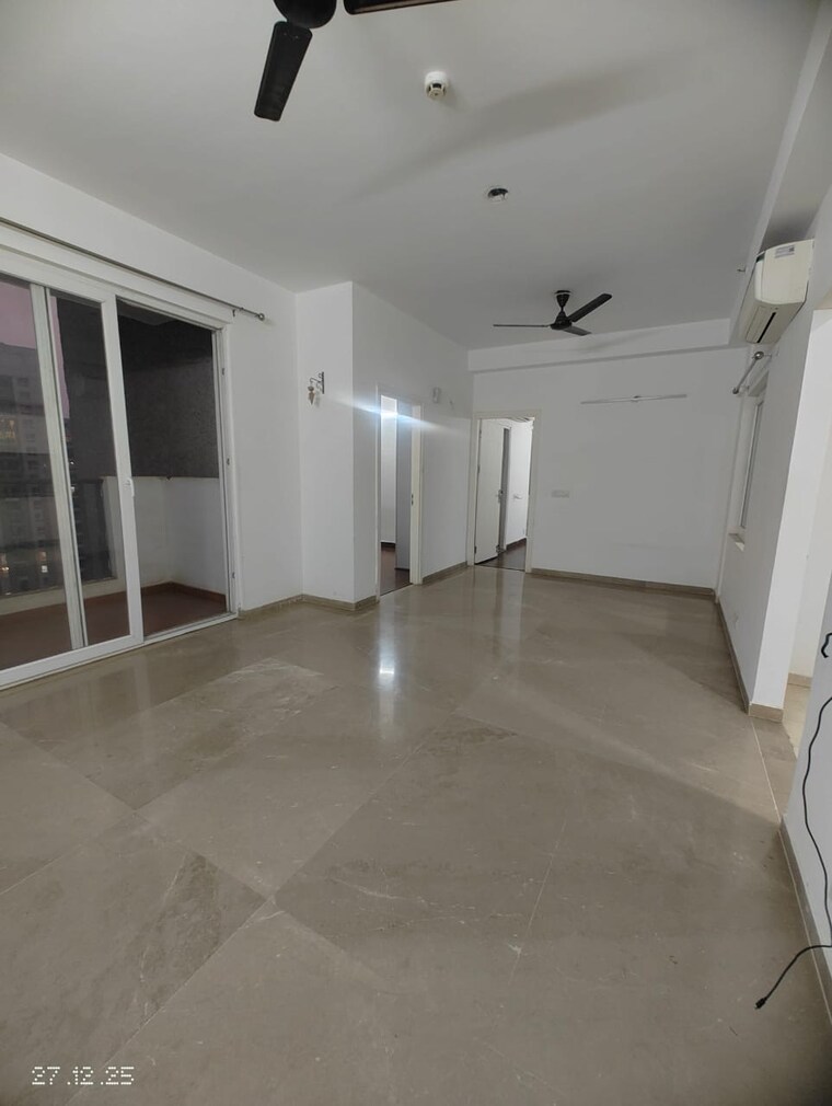 Room, smart-world-orchard 3 Bedroom 1680 Sq.Ft. Apartment In Sector 61 Gurgaon 9712709