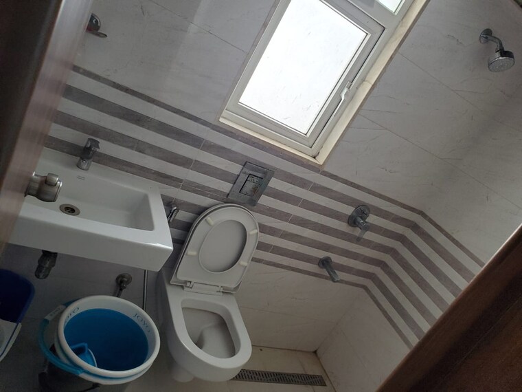 Bathroom, nahar-f-residences 2 Bedroom 983 Sq.Ft. Apartment In Balewadi Pune 9712712