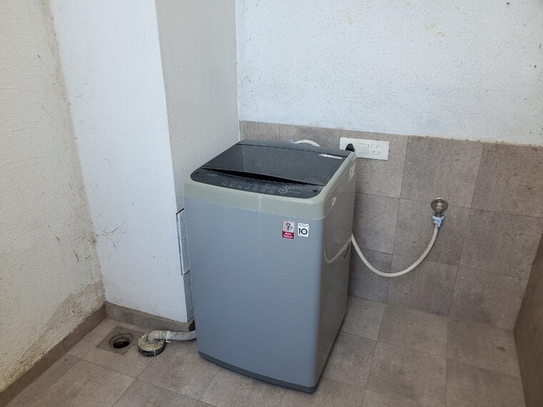 Master Bedroom, nahar-f-residences 2 Bedroom 983 Sq.Ft. Apartment In Balewadi Pune 9712712