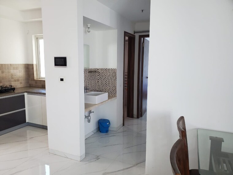 Bathroom, nahar-f-residences 2 Bedroom 983 Sq.Ft. Apartment In Balewadi Pune 9712712