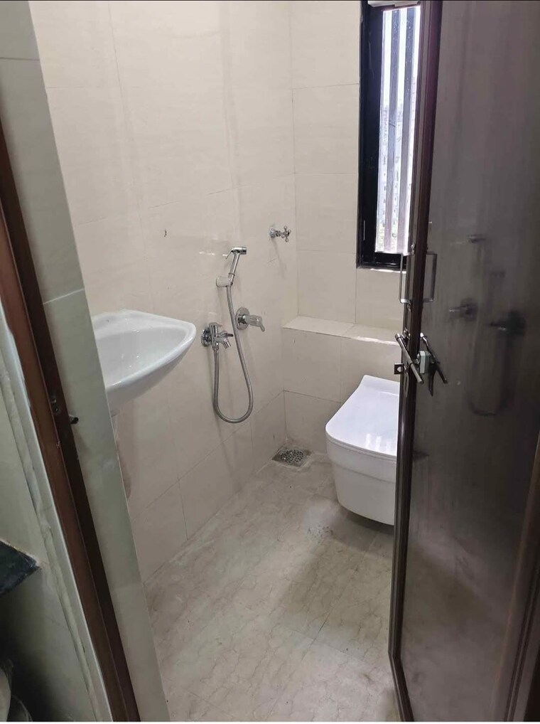 Bathroom, dosti-west-county 1 Bedroom 815 Sq.Ft. Apartment In Balkum Pada Thane 9712714