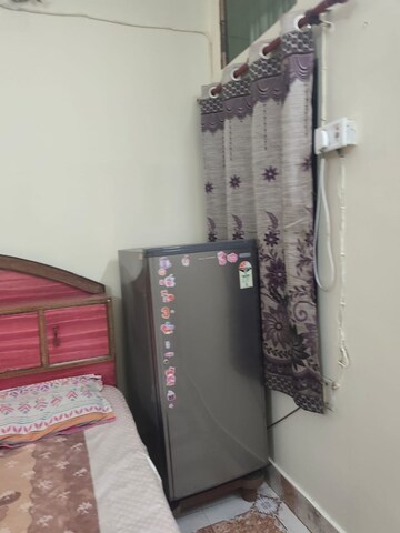 Furnished Amenities in  Pg at Vineet Khand – for Rent