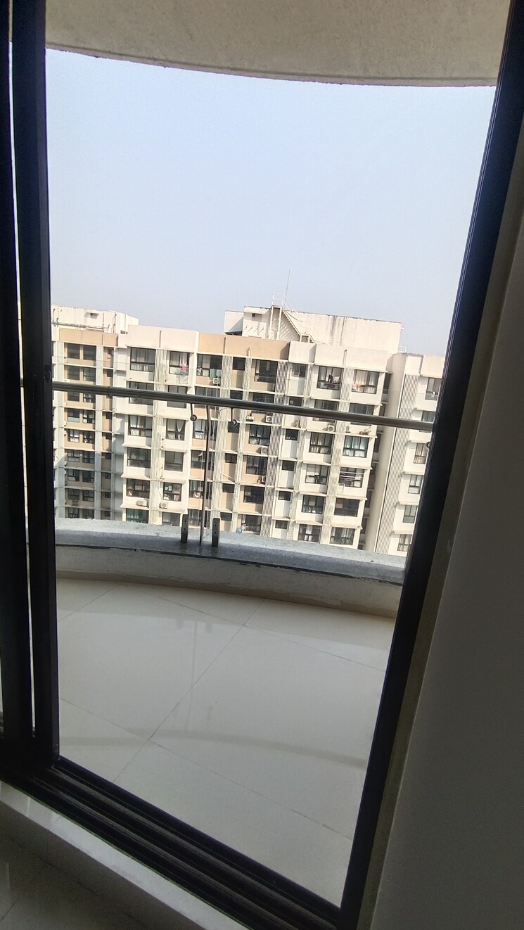 Balcony, sunteck-city-avenue-1 2 Bedroom 815 Sq.Ft. Apartment In Goregaon West Mumbai 9712728