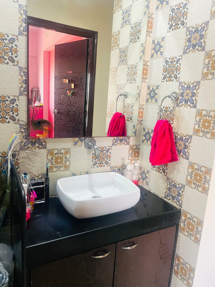 Attached Bathroom, ashar-residency 2 Bedroom 1050 Sq.Ft. Apartment In Pokhran Road No Two Thane 9712752