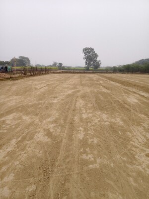  Plot – Exterior View View at Jankipuram Extension - for Sale