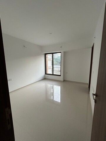 Room in 2 BHK Apartment at ARV Uthville, Kharadi – for Sale