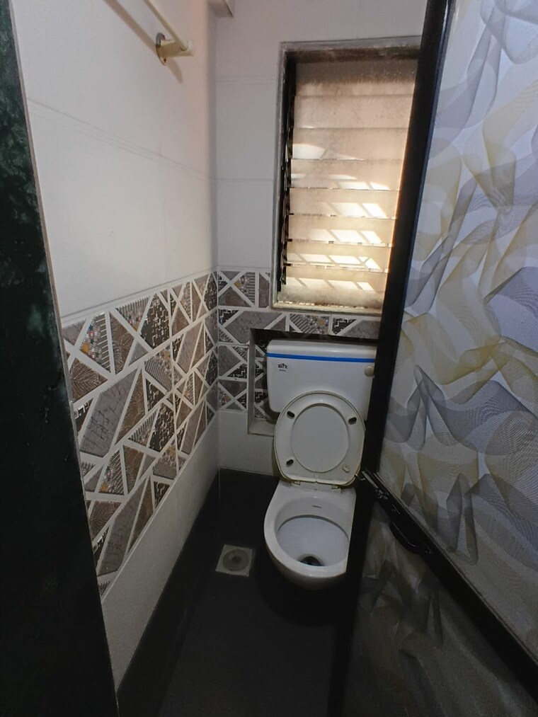 Bathroom, vasai west 1 Bedroom 495 Sq.Ft. Apartment In Vasai West Palghar 9712817