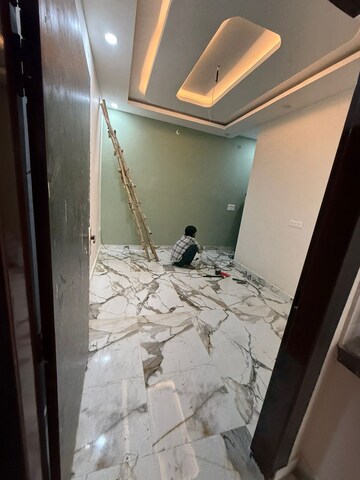 Balcony in 3 BHK Apartment at Migsun Ultimo, Omicron Iii Greater Noida – for Rent