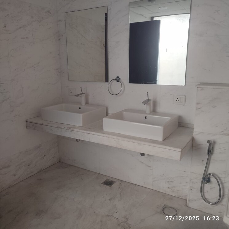 Bathroom, tata-primanti-villas 4 Bedroom 8500 Sq.Ft. Villa In Sector 72 Gurgaon 9712841