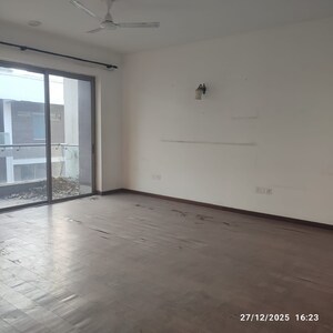 Room in 4 BHK Villa at Tata Primanti Villas, Sector 72 – for Sale