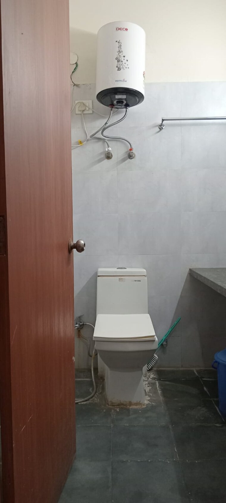 Bathroom, beta i greater noida 1.5 Bedroom 600 Sq.Ft. Builder Floor In Beta I Greater Noida Greater Noida 9712846