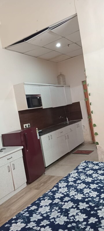 Kitchen in 1.5 BHK Builder Floor at Beta I Greater Noida – for Rent