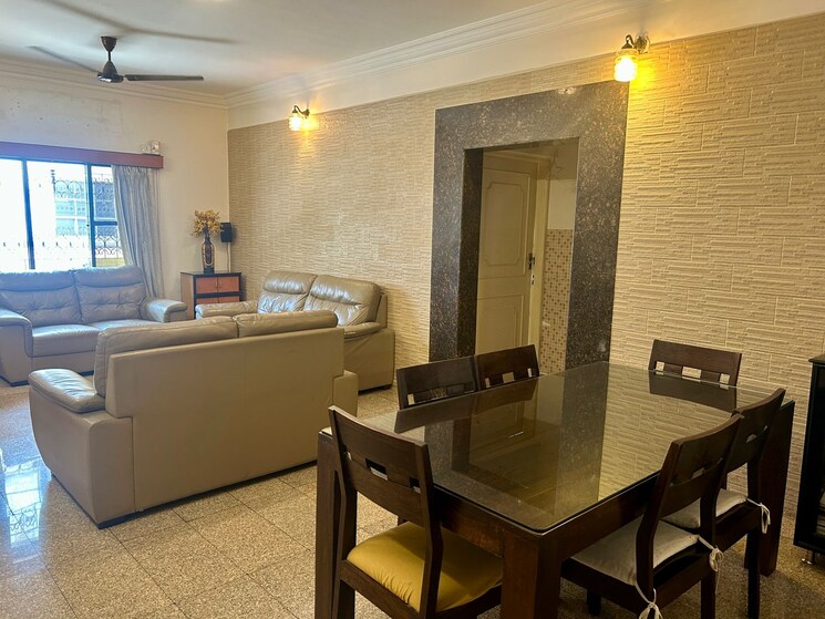 Team Area, koregaon park 2 Bedroom 1100 Sq.Ft. Apartment In Koregaon Park Pune 9712859