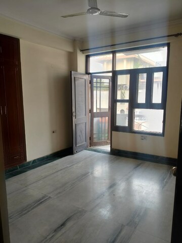 6 BHK Villa For Sale in RWA Apartments Sector 41, Sector 41