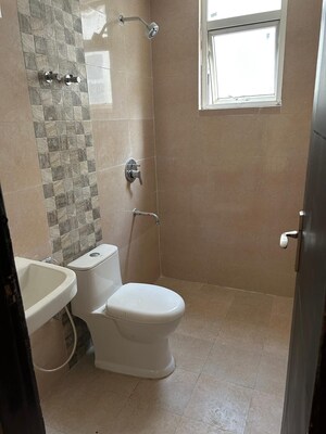 Bathroom in 3 BHK Builder Floor at Signature Global Park 4 and 5, Sohna Sector 36 – for Rent