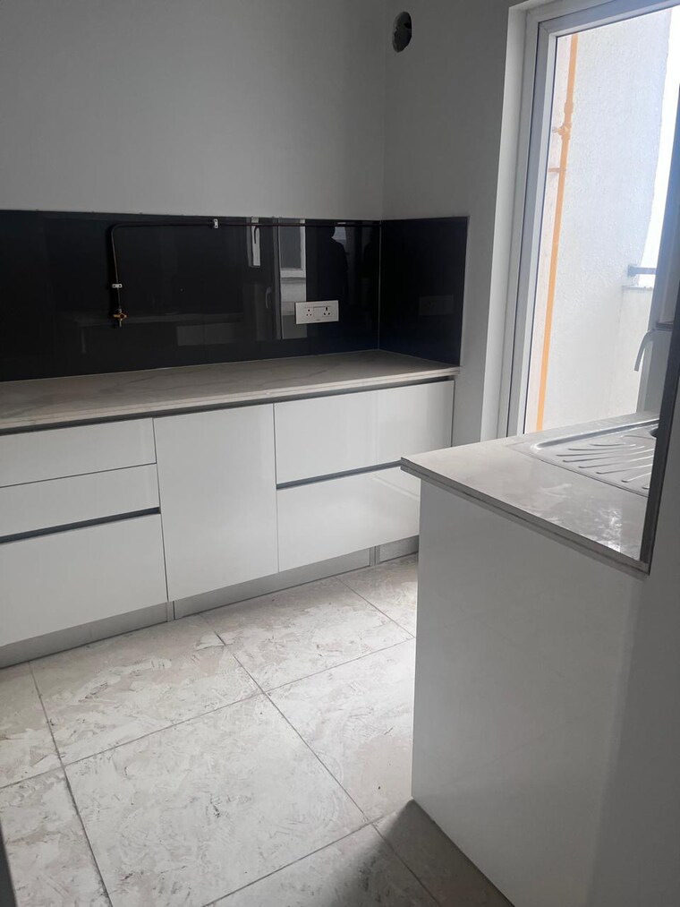 Kitchen, central-park-flower-valley-aqua-front-towers 3 Bedroom 1789 Sq.Ft. Apartment In Sohna Sector 33 Gurgaon 9712884