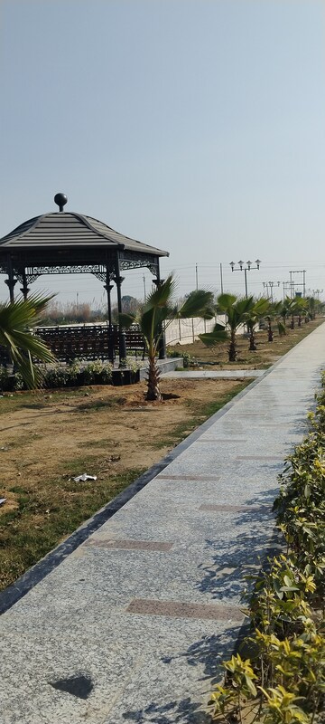  Plot – Exterior View View at Chhata - for Sale