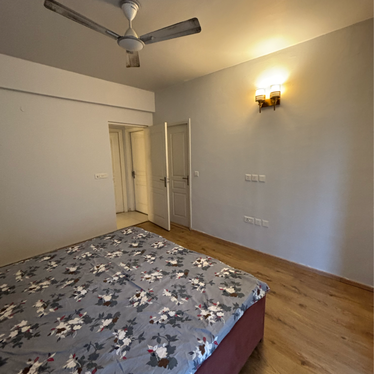 Bedroom, experion-the-heart-song 2.5 Bedroom 1286 Sq.Ft. Apartment In Sector 108 Gurgaon 9712901