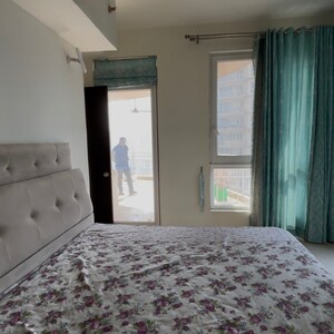Bedroom in 4 BHK Apartment at Indiabulls Enigma, Vishnu Garden – for Rent